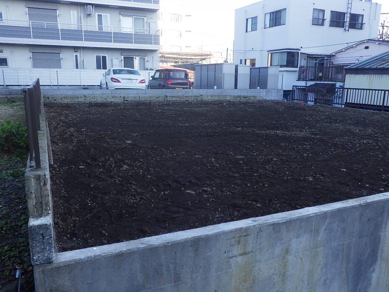 高低差2ｍの建物